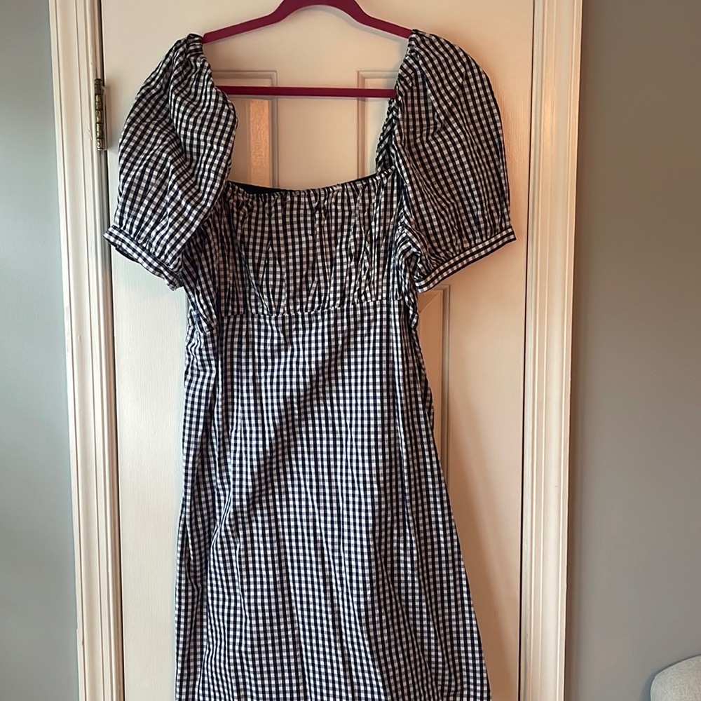 Black and white dress